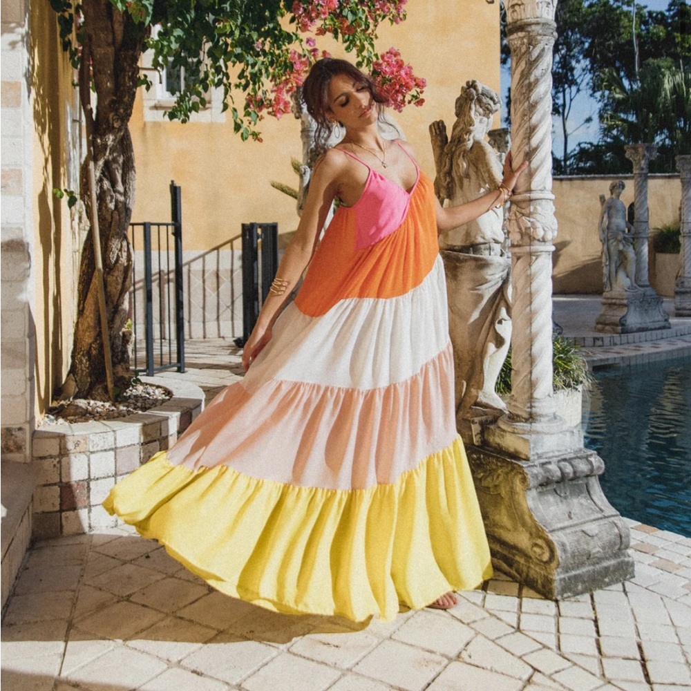 NWT Vestique Colorful Maxi Dress